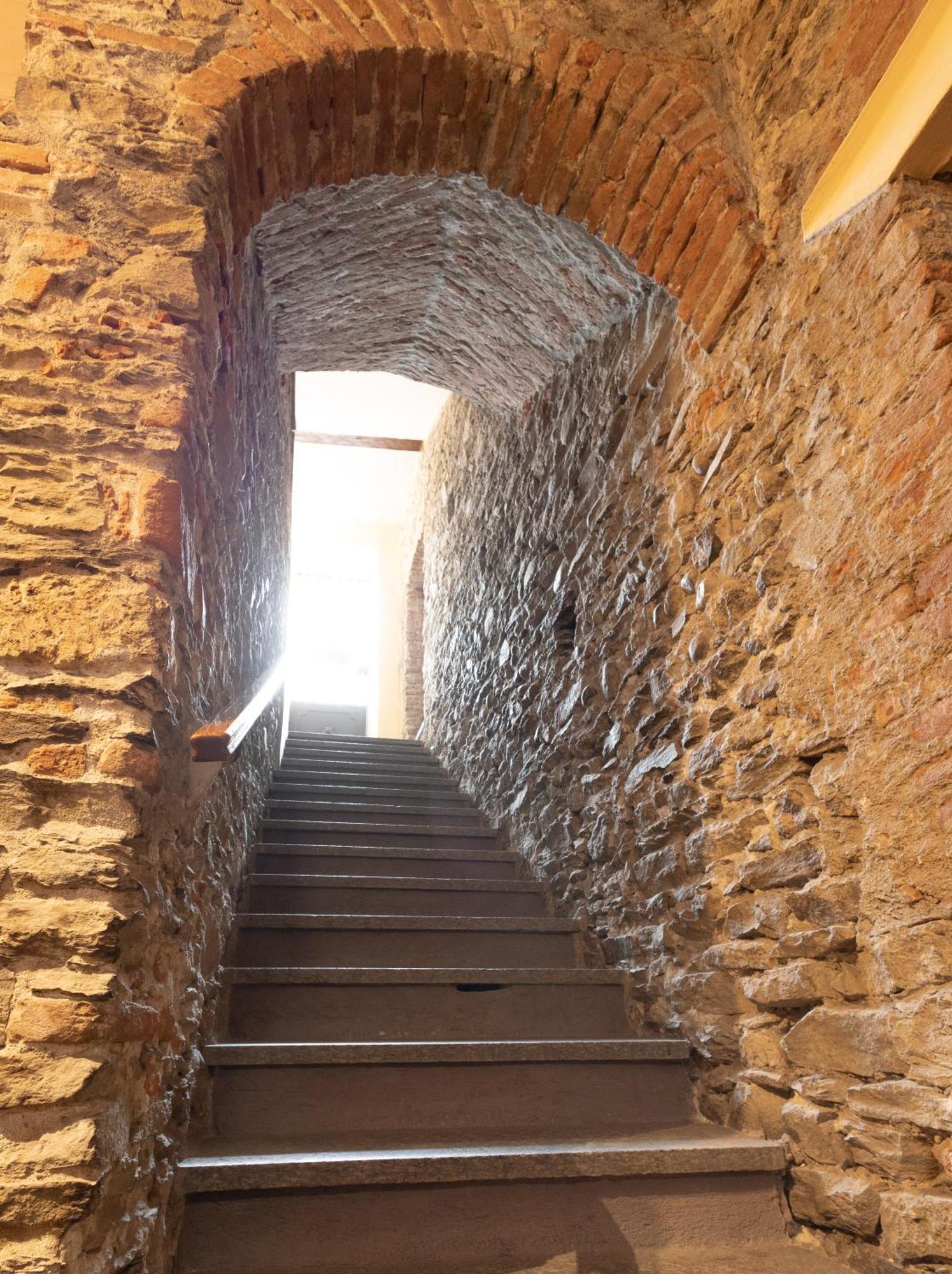 Maison Aubert In Centro Storico Aosta Exteriör bild